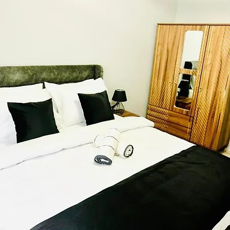 Fully Furnished Lovely Cozy 21 Flat In Sisli Lägenhet